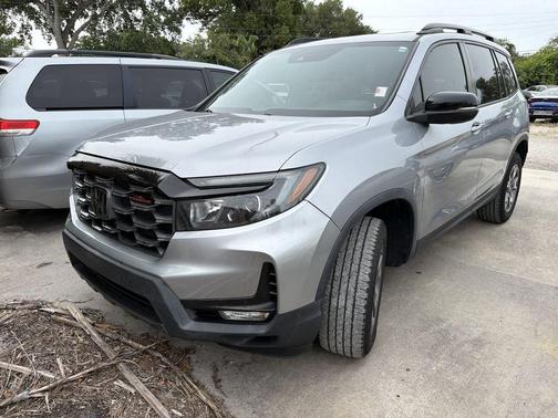Lunar Silver Metallic 2023 Honda Passport TrailSport