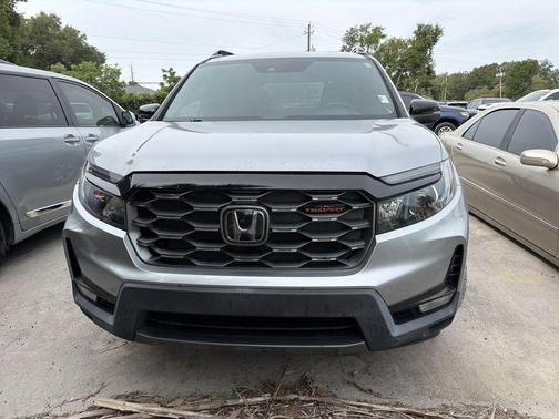 Lunar Silver Metallic 2023 Honda Passport TrailSport