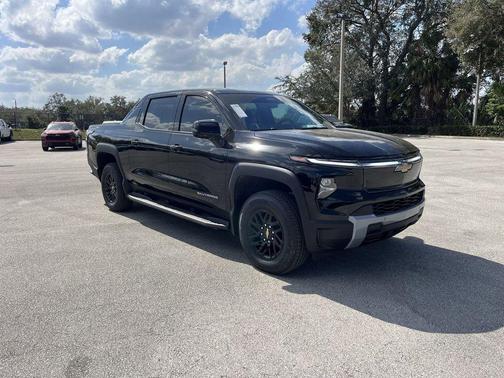 2025 Chevrolet Silverado EV LT