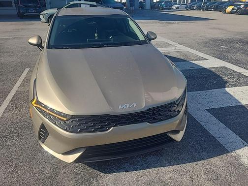 2022 Kia K5 LXS