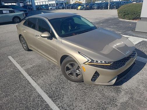 2022 Kia K5 LXS