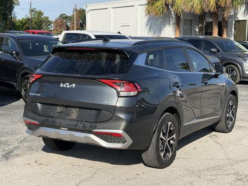 Gravity Gray 2024 Kia Sportage Hybrid EX