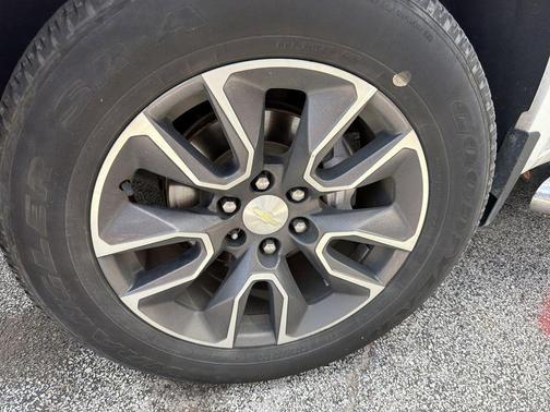 Summit White 2020 Chevrolet Silverado 1500 LT