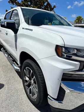 Summit White 2020 Chevrolet Silverado 1500 LT