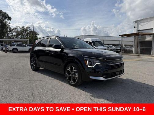 2025 Kia Niro SX Touring