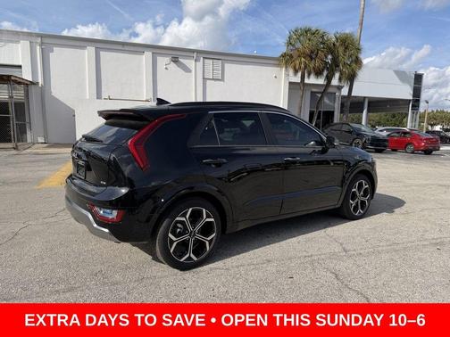 2025 Kia Niro SX Touring