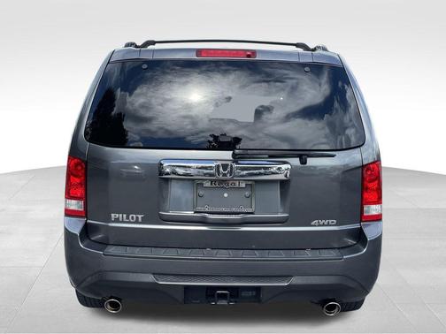 2012 Honda Pilot EX-L w/ Navigation