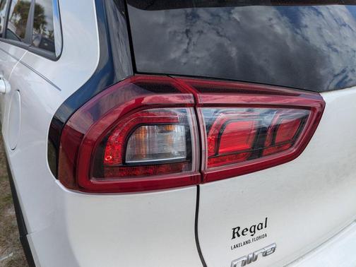 2019 Kia Niro Plug-In Hybrid EX