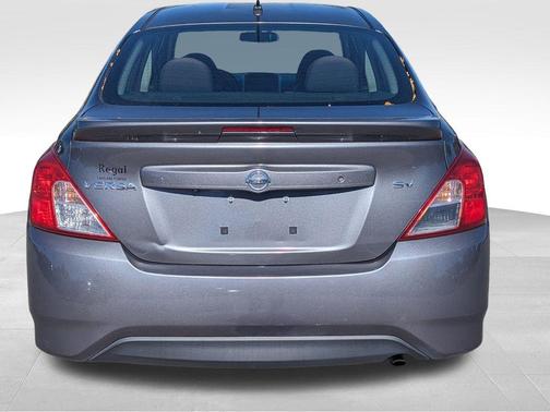 2018 Nissan Versa 1.6 SV