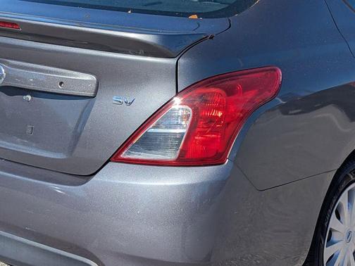 2018 Nissan Versa 1.6 SV