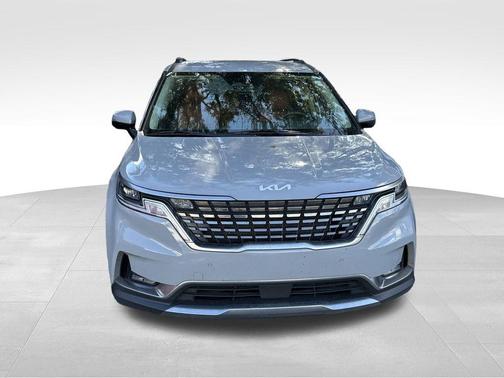 2024 Kia Carnival SX