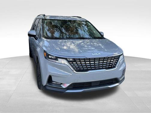 2024 Kia Carnival SX