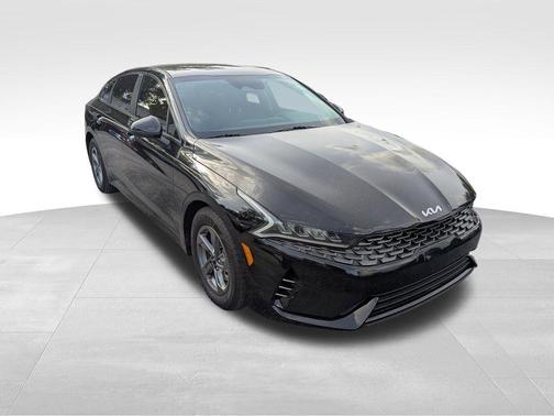 2022 Kia K5 LX