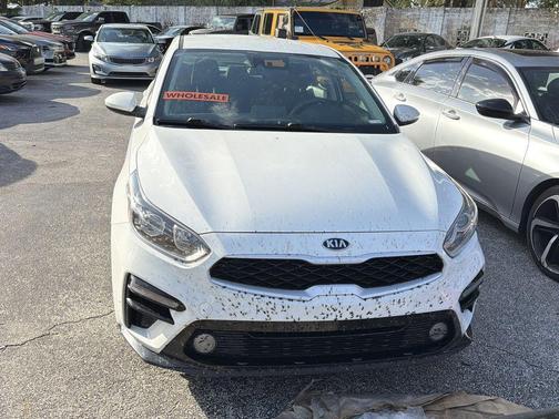 Clear White 2021 Kia Forte LXS