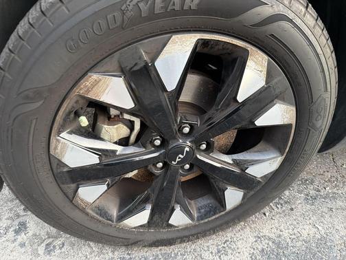 Ebony Black 2023 Kia Sportage X-Line