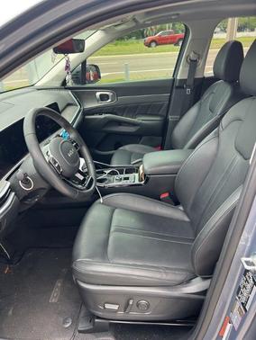 Everlasting Silver 2025 Kia Sorento SX
