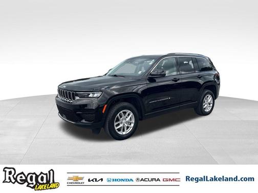 2024 Jeep Grand Cherokee Laredo