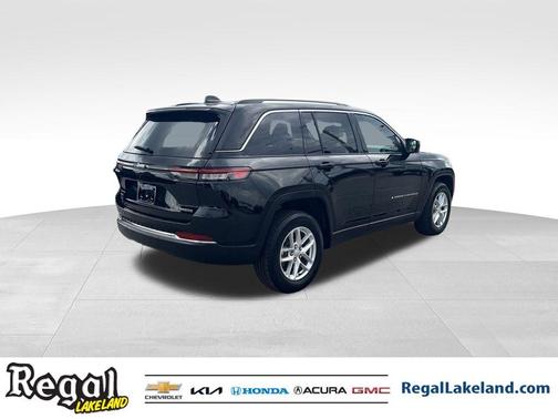 2024 Jeep Grand Cherokee Laredo