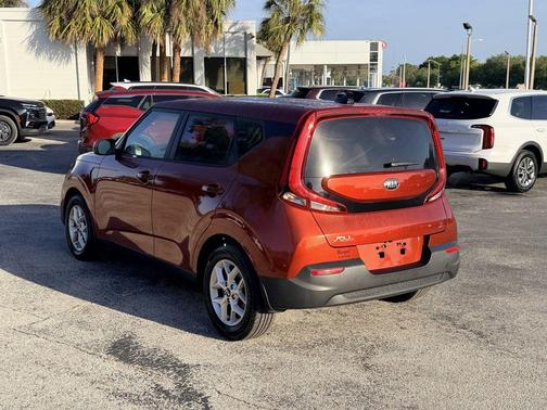 Mars Orange 2020 Kia Soul S