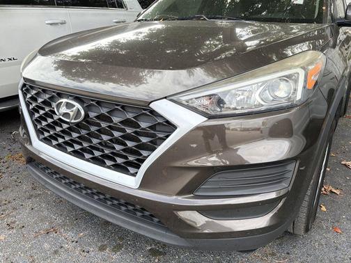 2020 Hyundai TUCSON SE