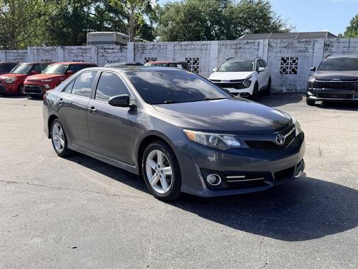 2013 Toyota Camry SE