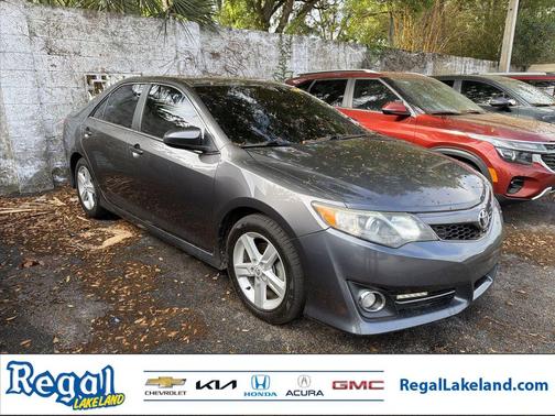 2013 Toyota Camry SE