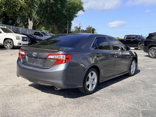 2013 Toyota Camry SE