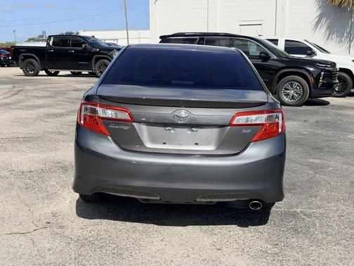 2013 Toyota Camry SE