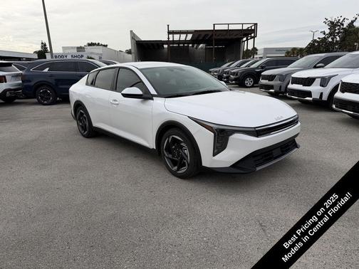 2025 Kia K4 EX