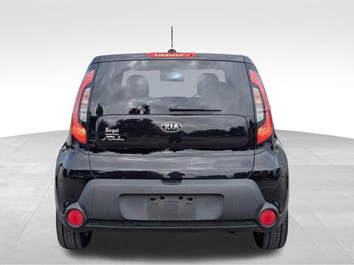 2015 Kia Soul Base