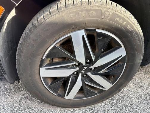 Ebony Black 2021 Kia Sorento EX