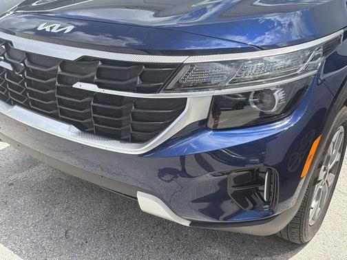 Dark Ocean Blue 2025 Kia Seltos LX