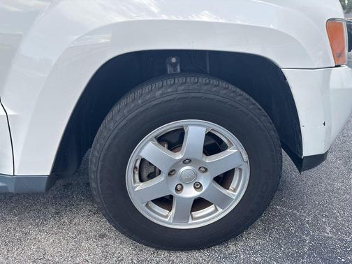 2009 Jeep Grand Cherokee Laredo