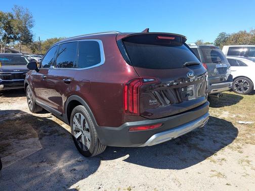 2021 Kia Telluride S