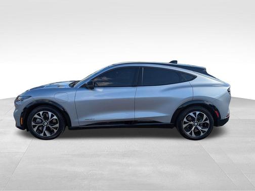 2022 Ford Mustang Mach-E Premium