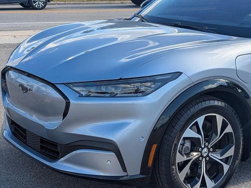 2022 Ford Mustang Mach-E Premium