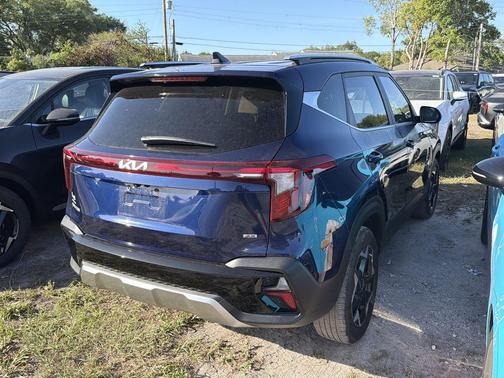 2024 Kia Seltos EX