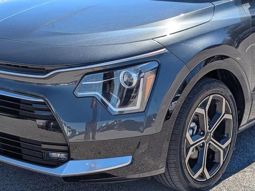 2023 Kia Niro EX Touring