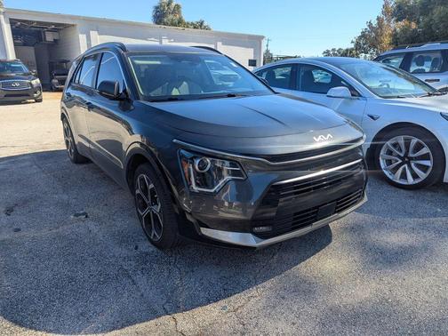 2023 Kia Niro EX Touring