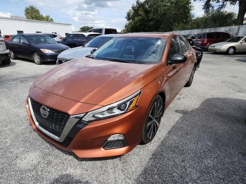 Scarlet Ember Tintcoat 2019 Nissan Altima 2.5 SR