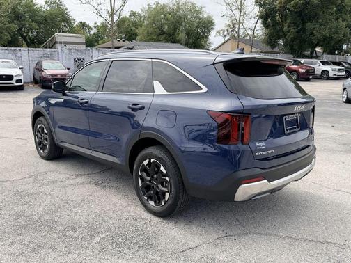 2025 Kia Sorento S