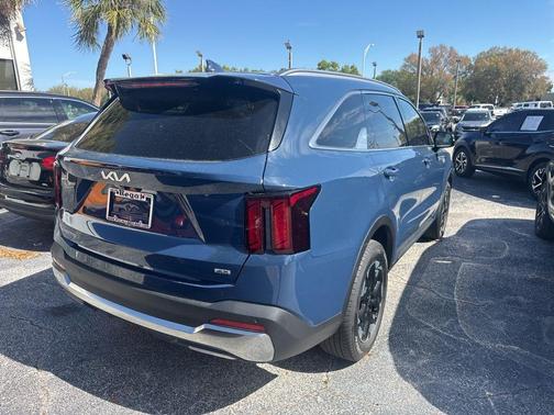 2025 Kia Sorento S
