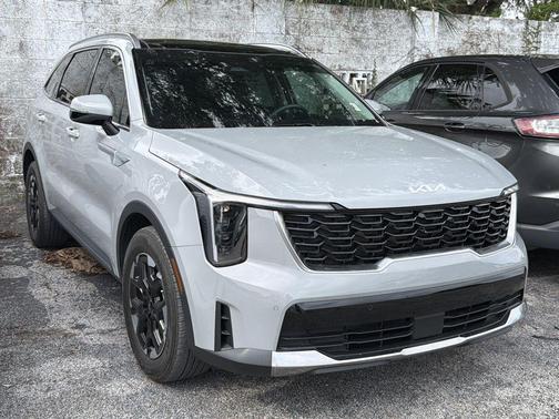 Wolf Gray 2024 Kia Sorento S