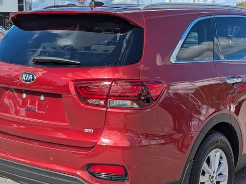 2020 Kia Sorento LX