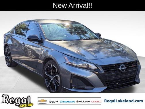 2023 Nissan Altima 2.5 SR