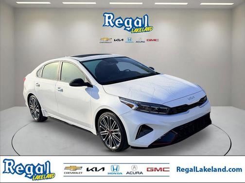 Snow White Pearl 2024 Kia Forte GT