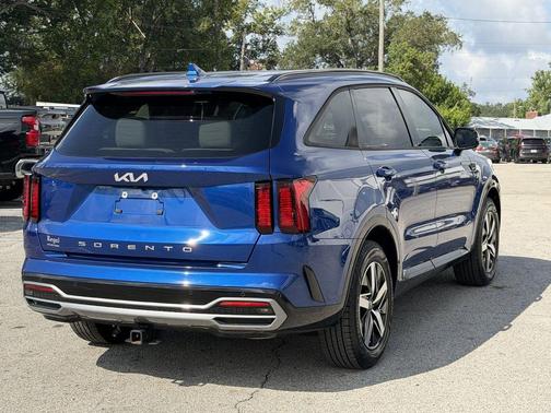 Sapphire Blue 2022 Kia Sorento S