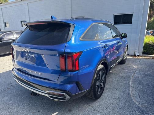 2022 Kia Sorento S