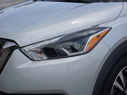 2018 Nissan Kicks SR