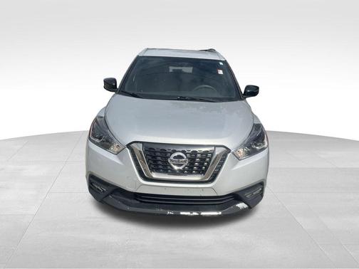 2018 Nissan Kicks SR